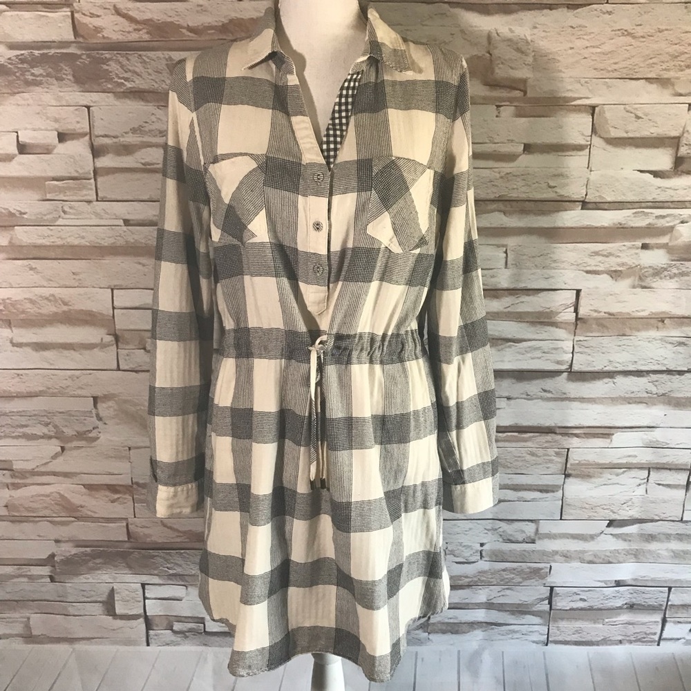 Skies Are Blue Plaid Mini Dress Sz L (O27)
